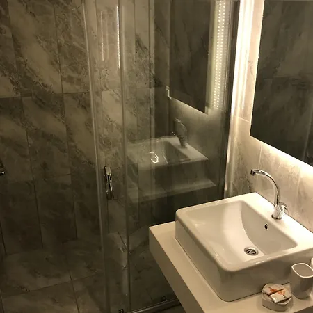 Himm Ξενοδοχείο 4*